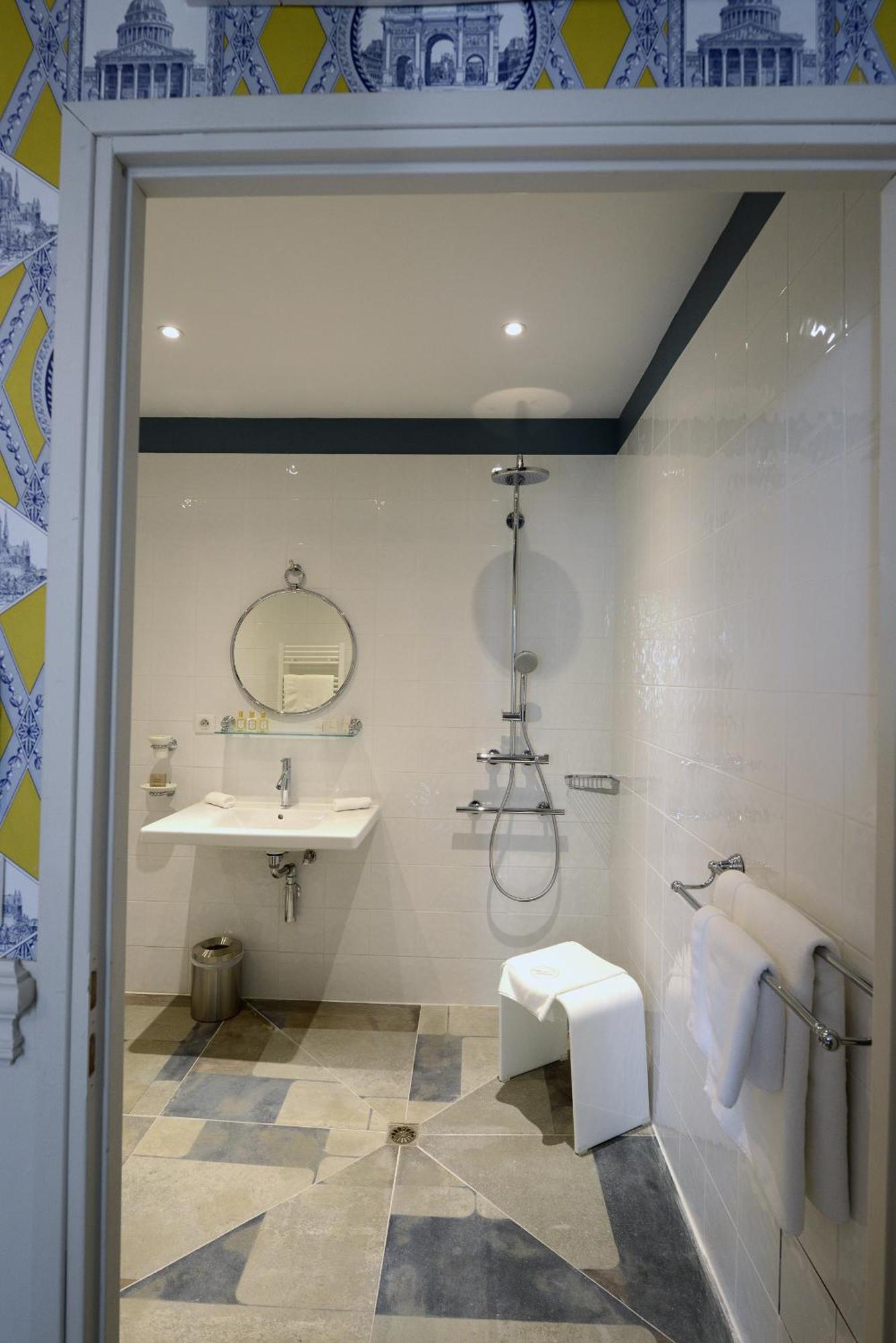 Grand Hotel Henri - Teritoria LʼIsle-sur-la-Sorgue Pokój zdjęcie