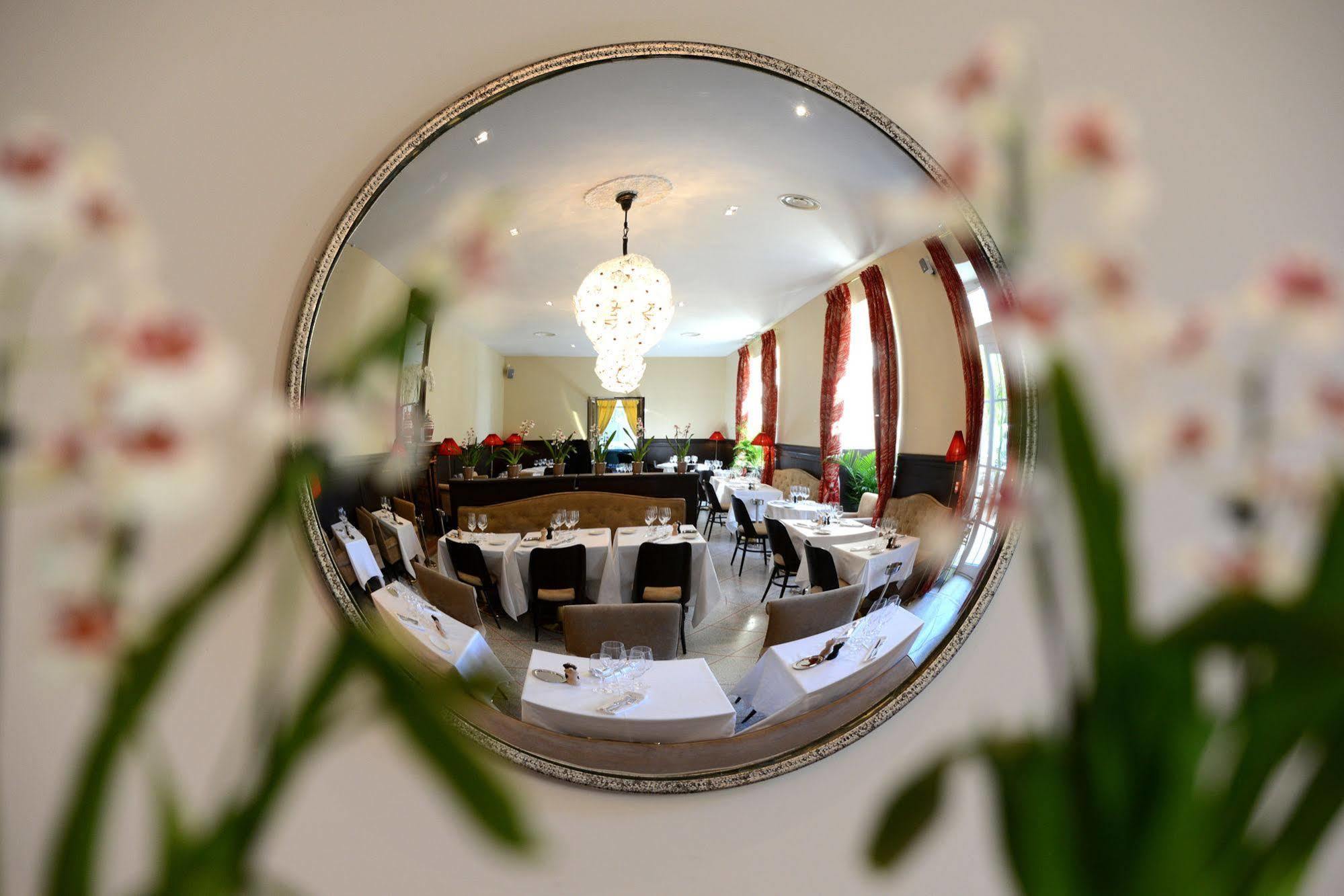 Grand Hotel Henri - Teritoria LʼIsle-sur-la-Sorgue Zewnętrze zdjęcie