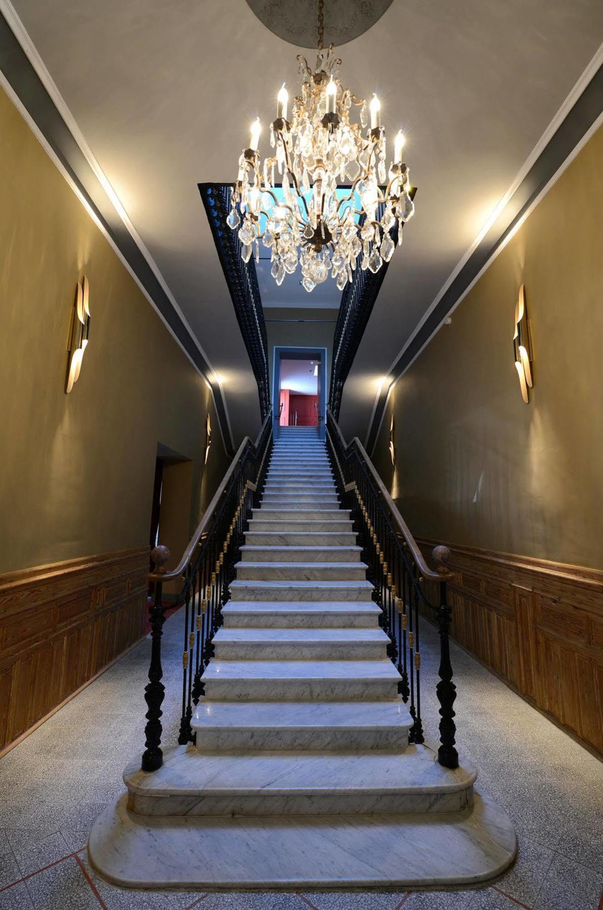 Grand Hotel Henri - Teritoria LʼIsle-sur-la-Sorgue Zewnętrze zdjęcie